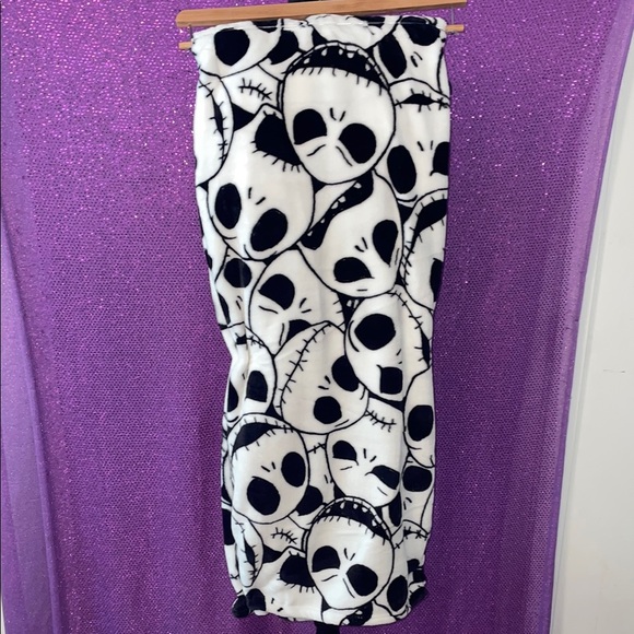 Nightmare Before Christmas Blanket - Picture 6 of 6